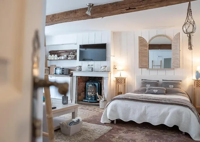 Le Romantica - Les Romantiques アパート